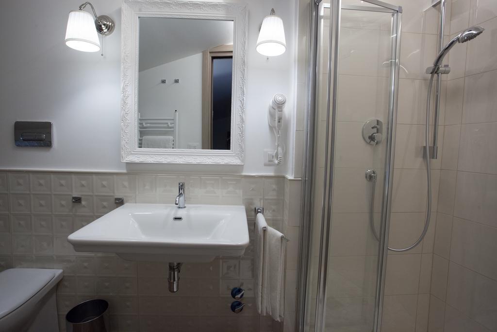 Magnifica Luxury Suites Ασίζη Εξωτερικό φωτογραφία